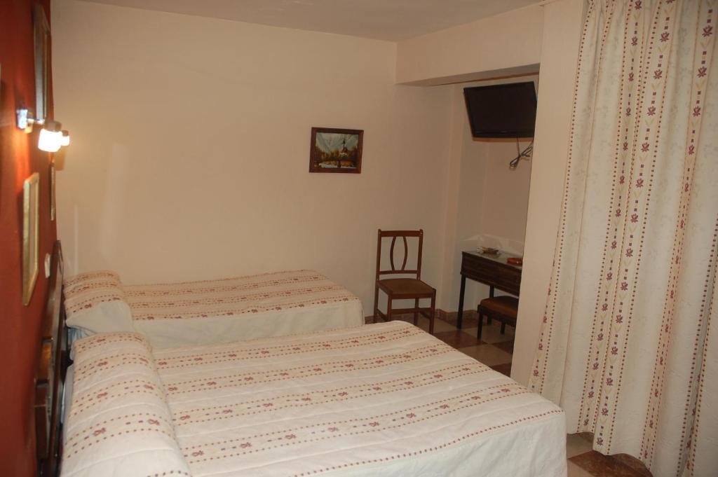 Hostal Residencia Castilla Cuenca  Room photo